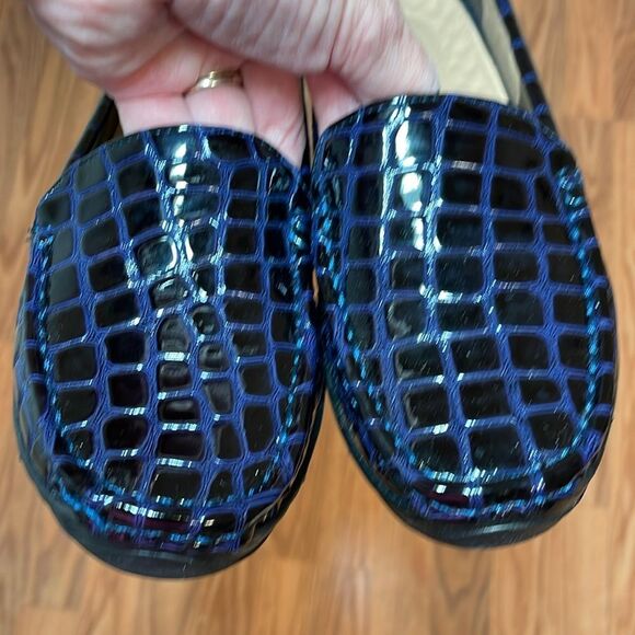 Pierre Dumas Arya Navy Blue, 6 - Picture 6 of 9